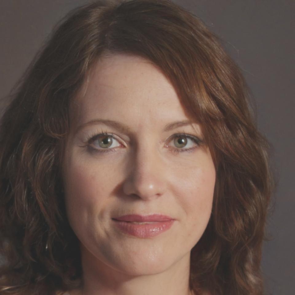 Directora de análisis financiero